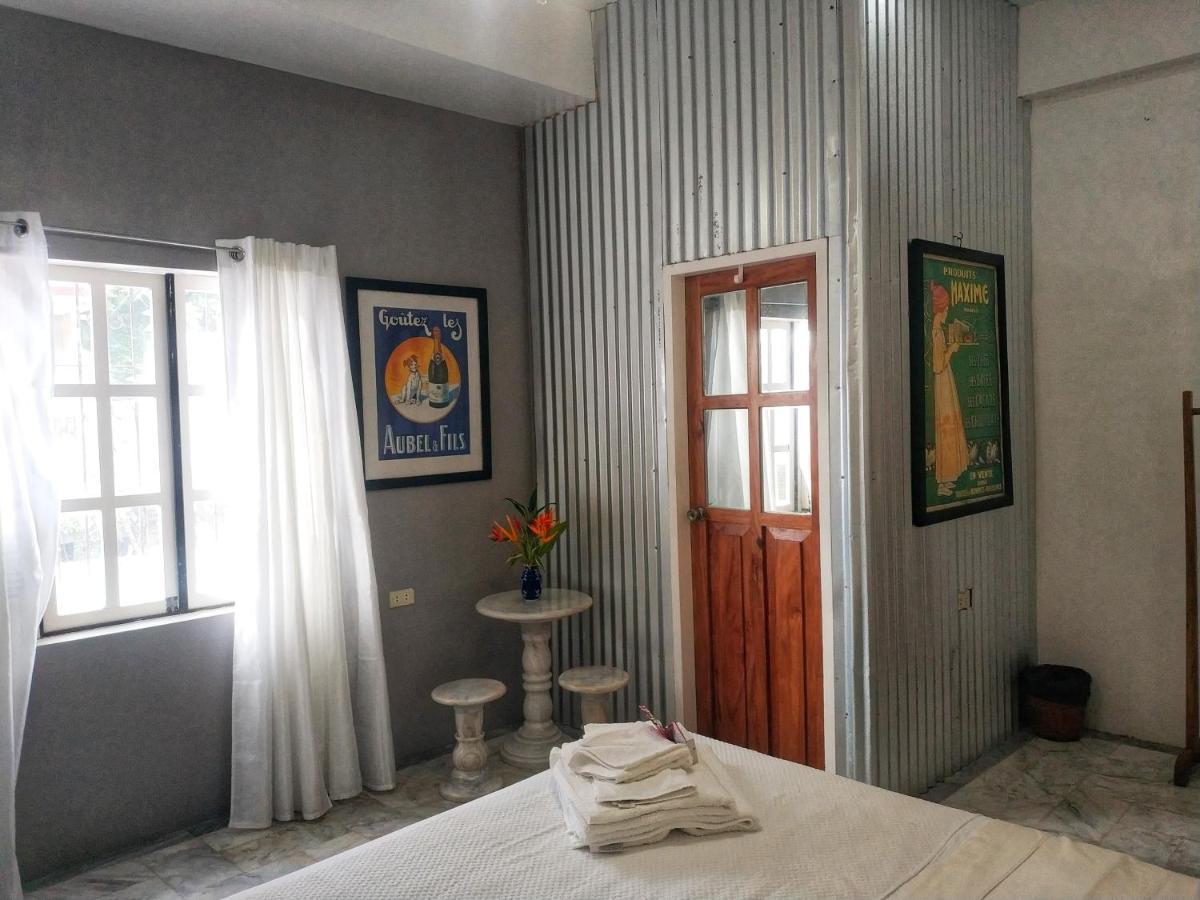 Stone Creek House Bed & Breakfast Romblon Dış mekan fotoğraf