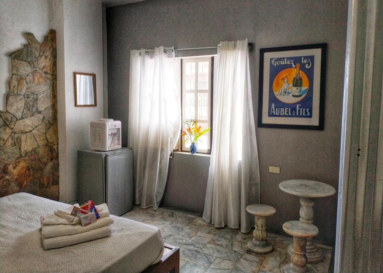 Stone Creek House Bed & Breakfast Romblon Dış mekan fotoğraf
