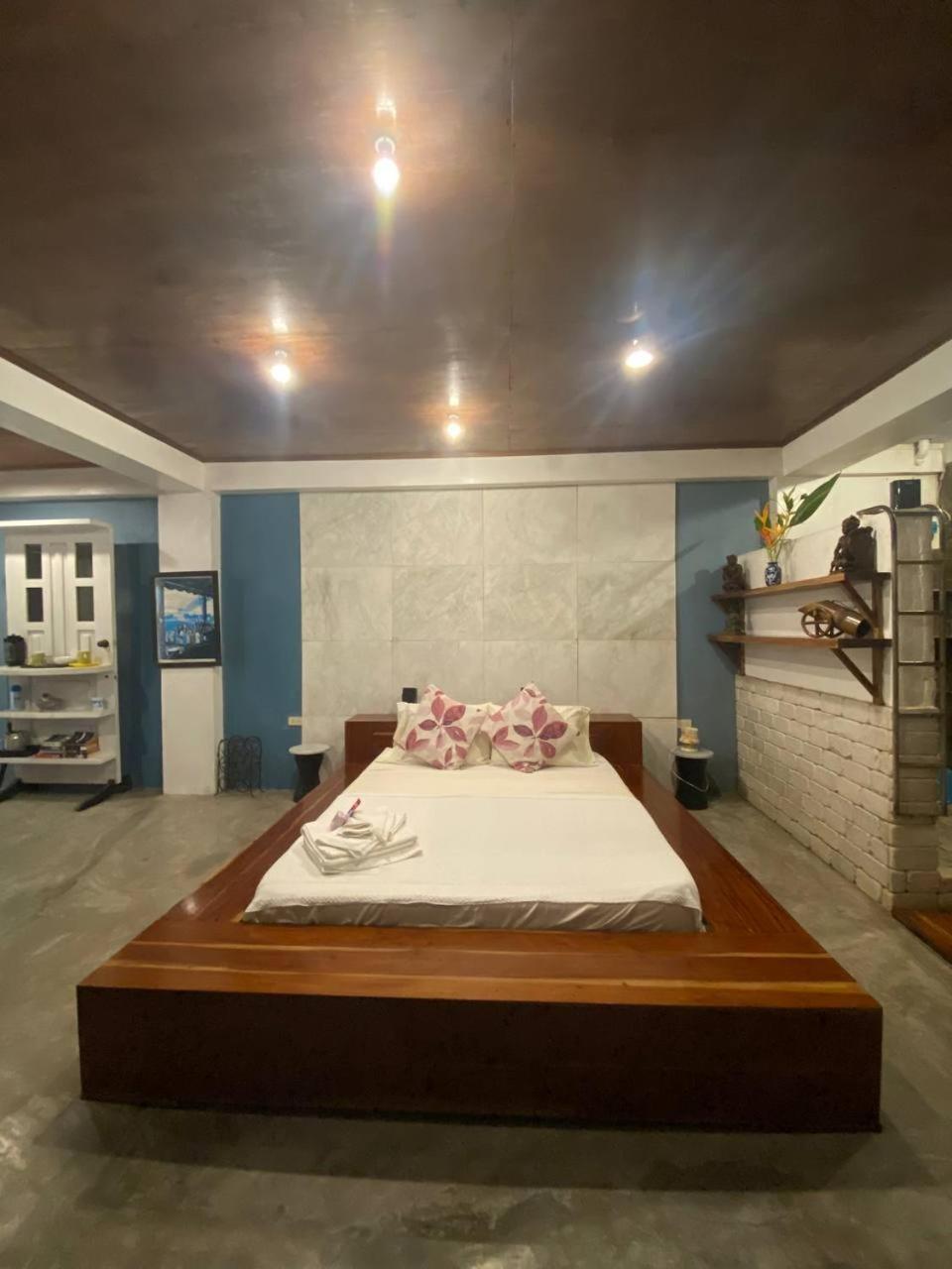Stone Creek House Bed & Breakfast Romblon Dış mekan fotoğraf