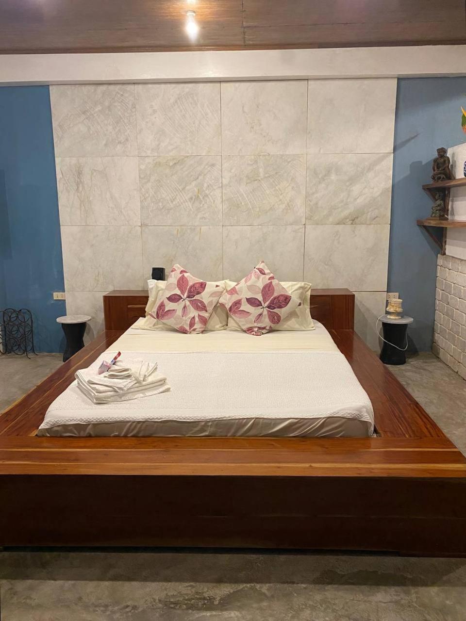 Stone Creek House Bed & Breakfast Romblon Dış mekan fotoğraf